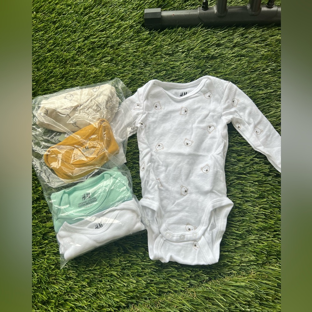 NWOT H&M 3 months baby boy girl onesies long sleeves 5 pc set bundle